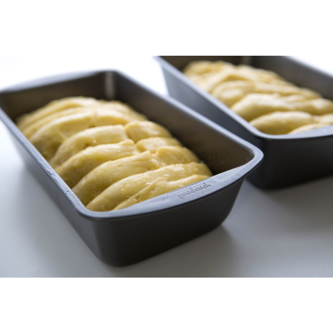 Khuôn Nướng Chống Dính GoodCook 04025 8 In. x 4 In. (20 Cm x 10 Cm) Non-Stick Loaf Pan