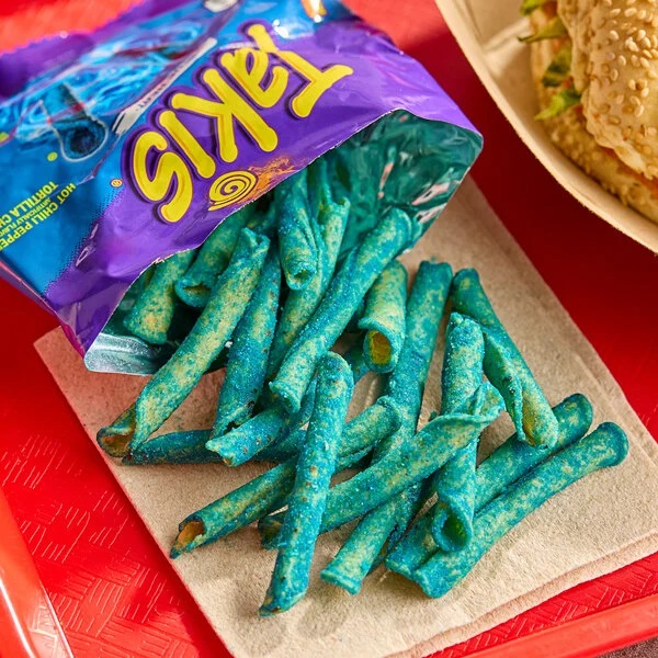 Snack Tortilla Cuộn Cay Chua Takis Blue Heat Rolled Corn Tortilla Chips, Gói 100g