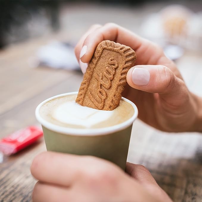 Bánh Quy Thuần Chay Caramel Lotus Biscoff Original , Gói 250g  (8.81 Oz.) (32 Bánh)