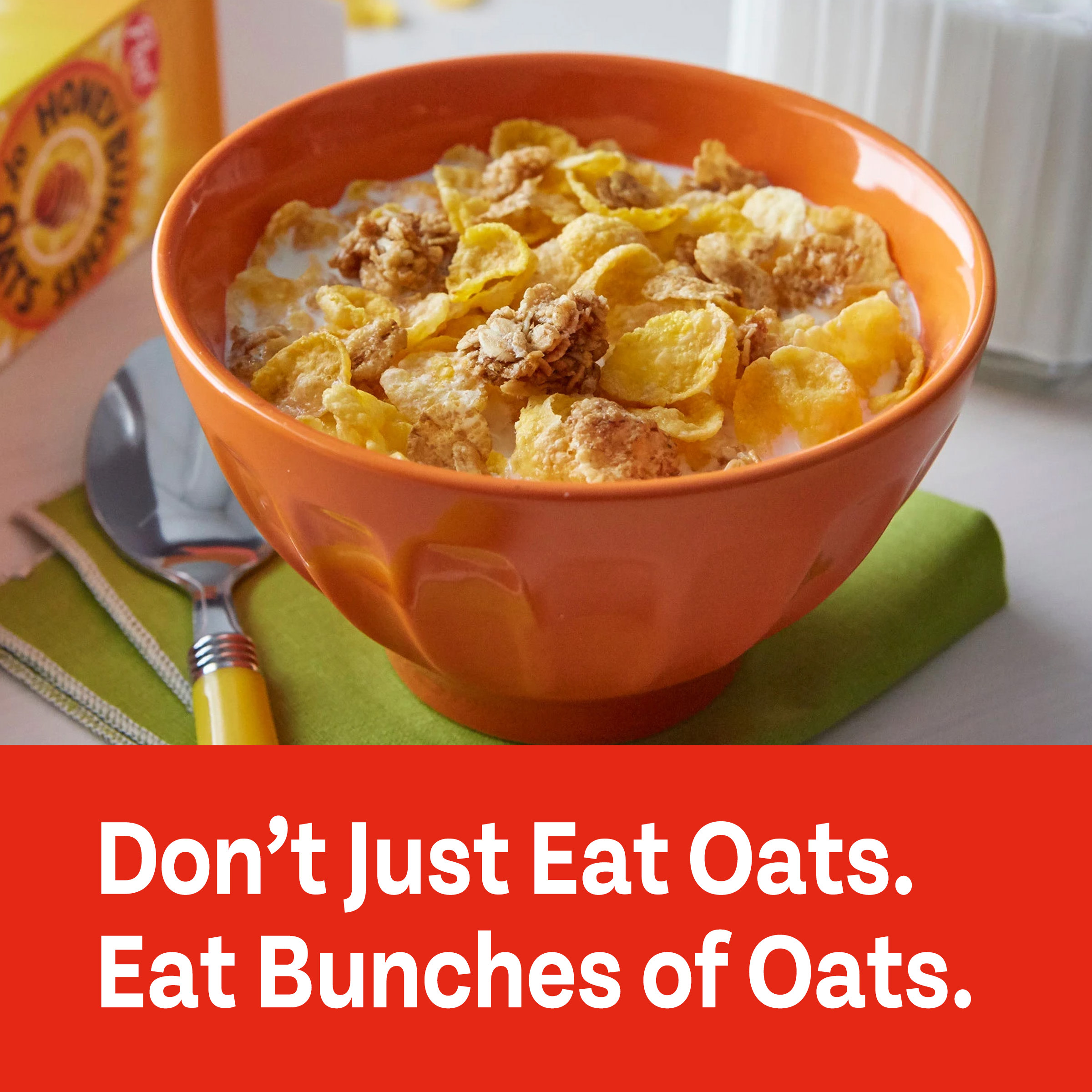 Ngũ Cốc Ăn Sáng Yến Mạch Mật Ong Post Honey Bunches of Oats Honey Roasted Breakfast Cereal, with Granola Clusters and Sliced Almonds, Family Size Cereal, Hộp 510g (1 Lb. 2 Oz.) 18 Oz.