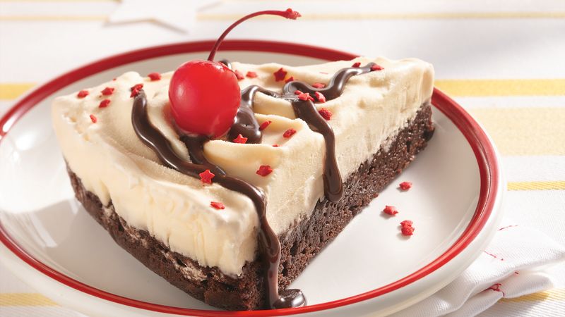 Bột Bánh Fudge Brownie Pha Sẵn Betty Crocker Fudge Brownie Mix Dutch Cocoa, Hộp 519g