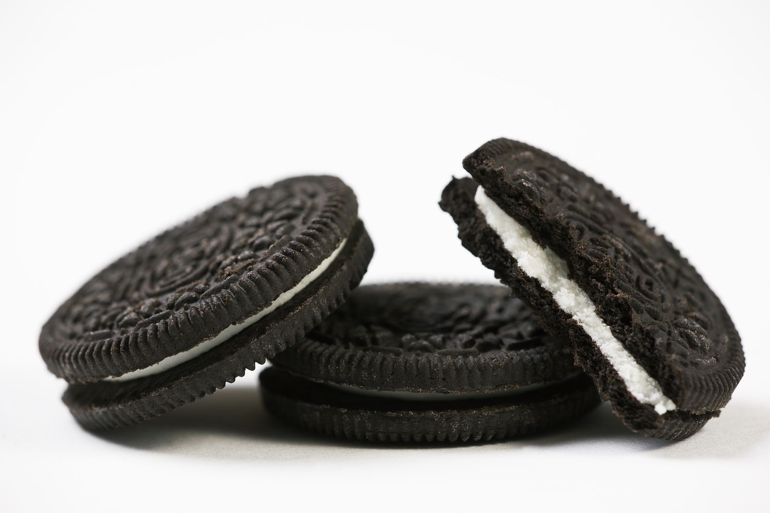 Bánh Quy Oreo Nhân Kem Vị Nguyên Bản Oreo Original Cookies & Cream , Hộp 176g (4 Gói x 4 Bánh)