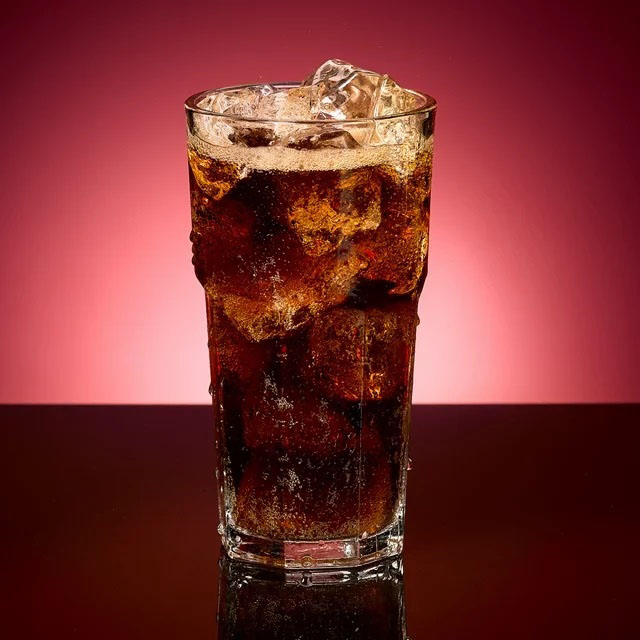 Soda Kem Dâu Dr Pepper Strawberry and Cream , Thùng 12 Lon x 360ml (12 Oz.)