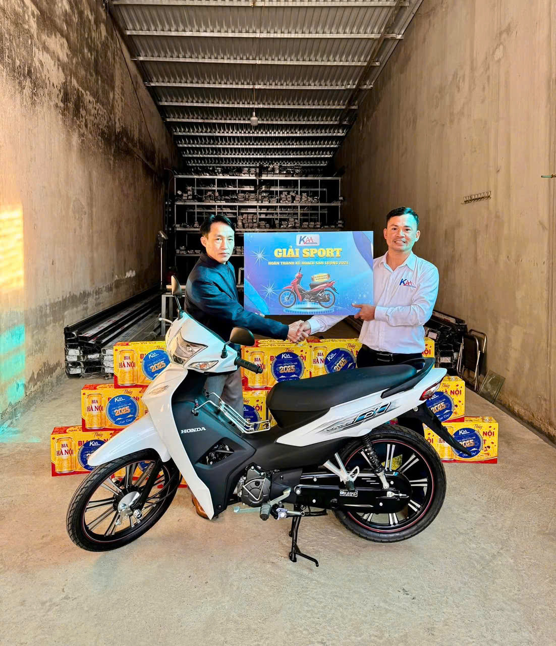 KAA VINH DANH NHÀ PHÂN PHỐI XUẤT SẮC 2024 - NPP CẢNH OANH - YÊN BÁI