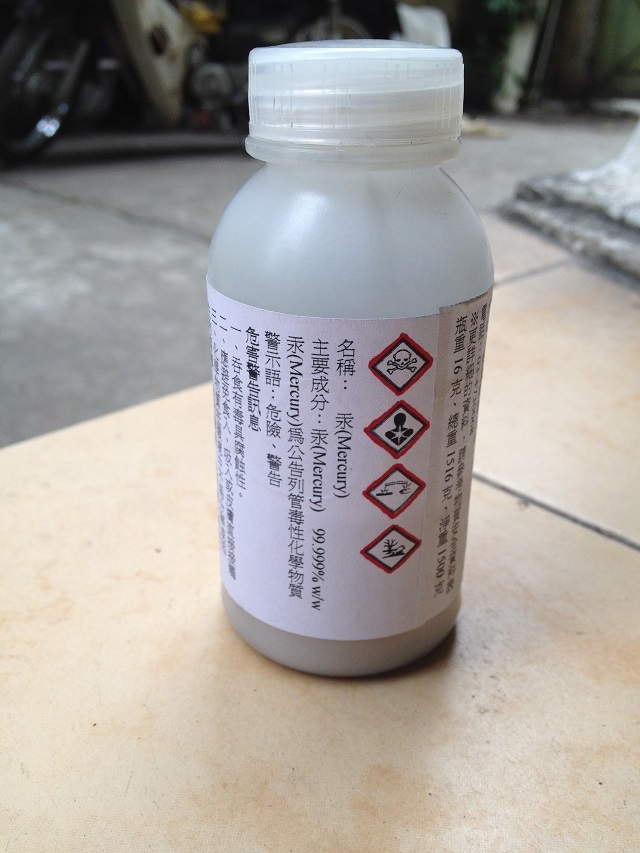 Livestream bán hóa chất nhưng giao hàng bằng nước lã lấy hơn 200 triệu đồng