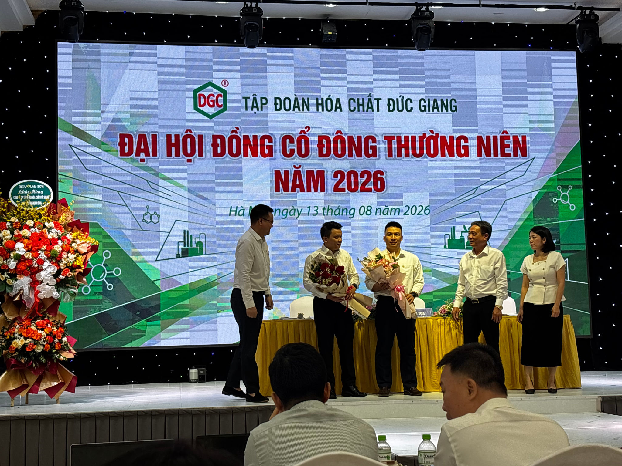 Hóa chất Đức Giang (DGC) lại có biến: Miễn nhiệm Tổng Giám đốc Lưu Bách Đạt, bổ nhiệm 2 Phó Tổng mới