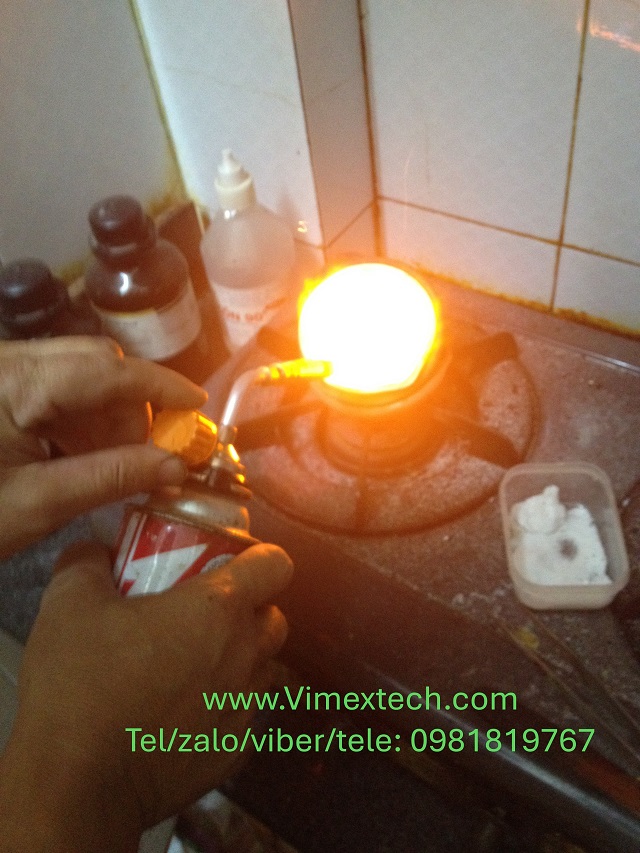 Hầm Heo Là Gì? Hướng Dẫn Chi Tiết Cách Thu Hồi Vàng (Au) Từ Trang Sức Phế Liệu