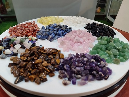 Đá thạch anh rải móng nhà