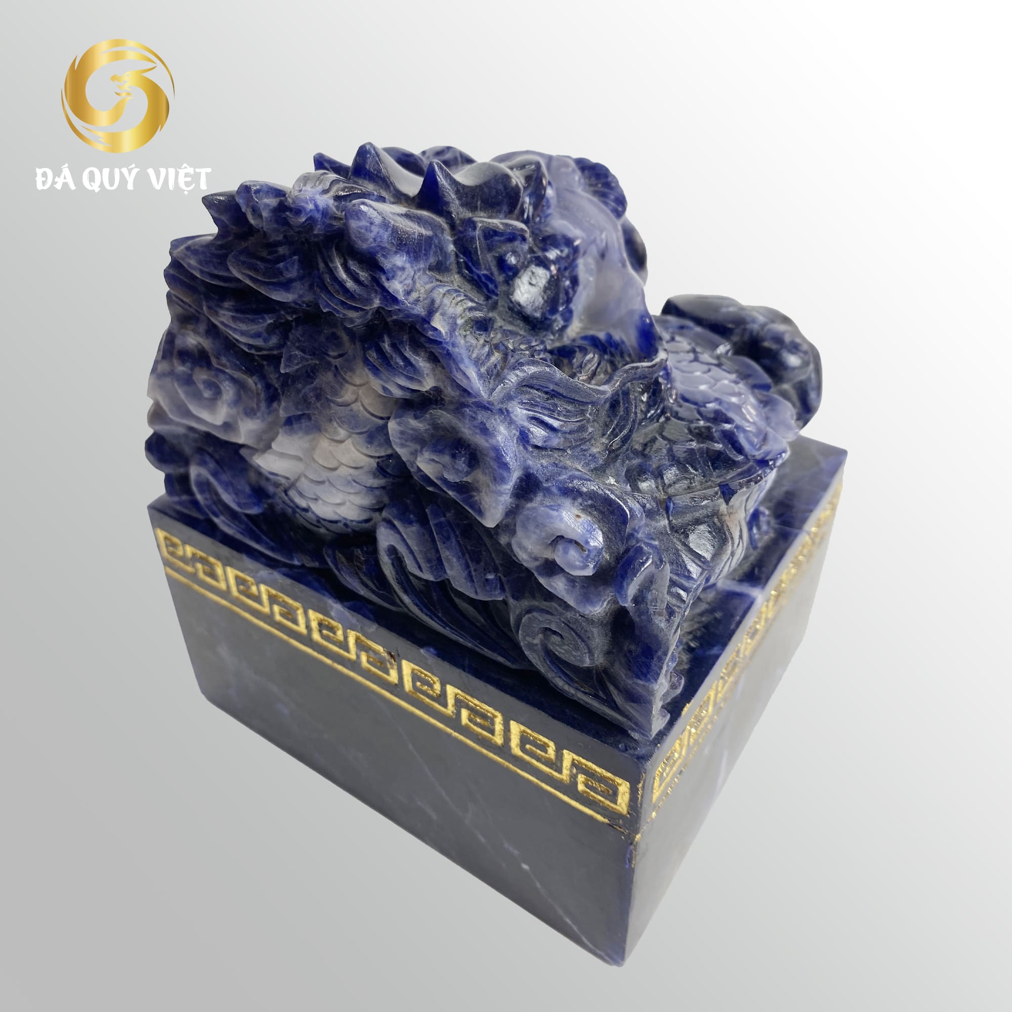 Ấn rồng đá thạch anh