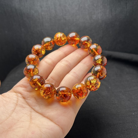 Vòng tay hổ phách (14 li)