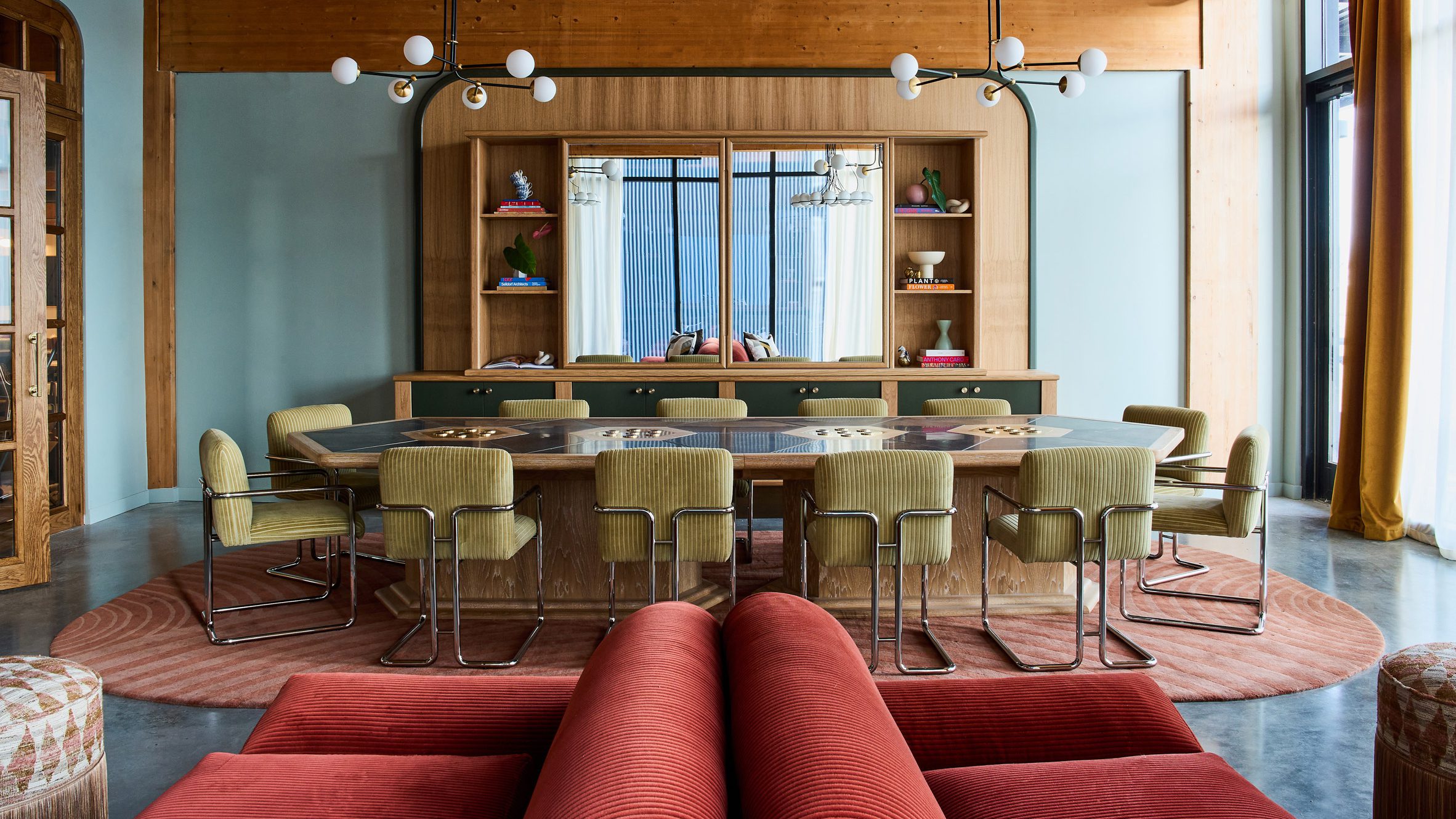 Thiết kế văn phòng đoạt giải thưởng Dezeen Awards 2022 có gì đặc biệt?