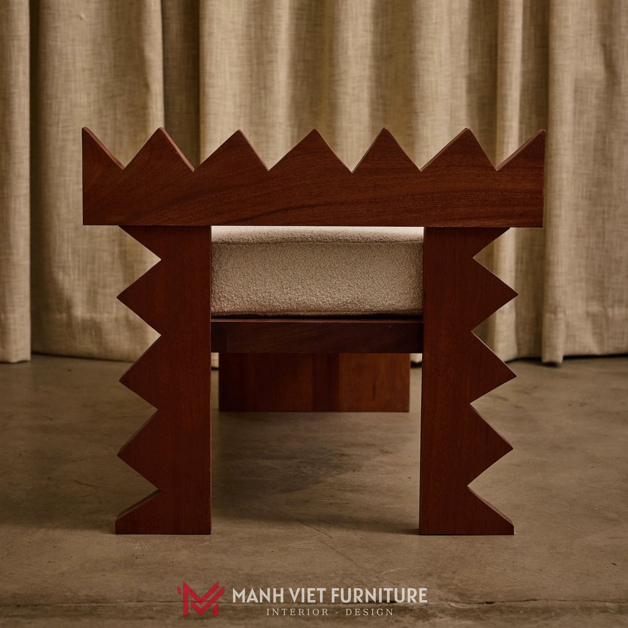 Jura Bench