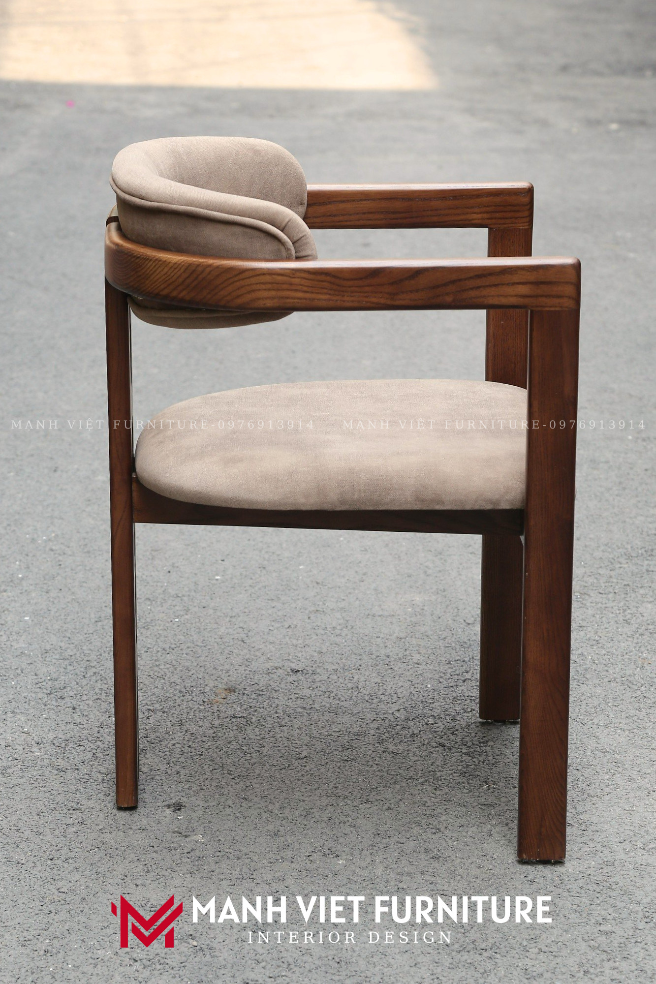 Pamplona Chair
