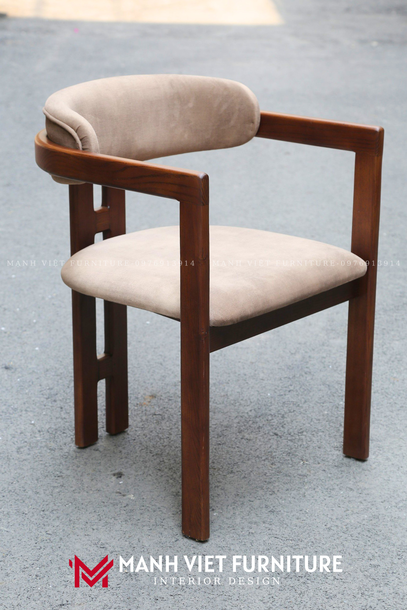 Pamplona Chair