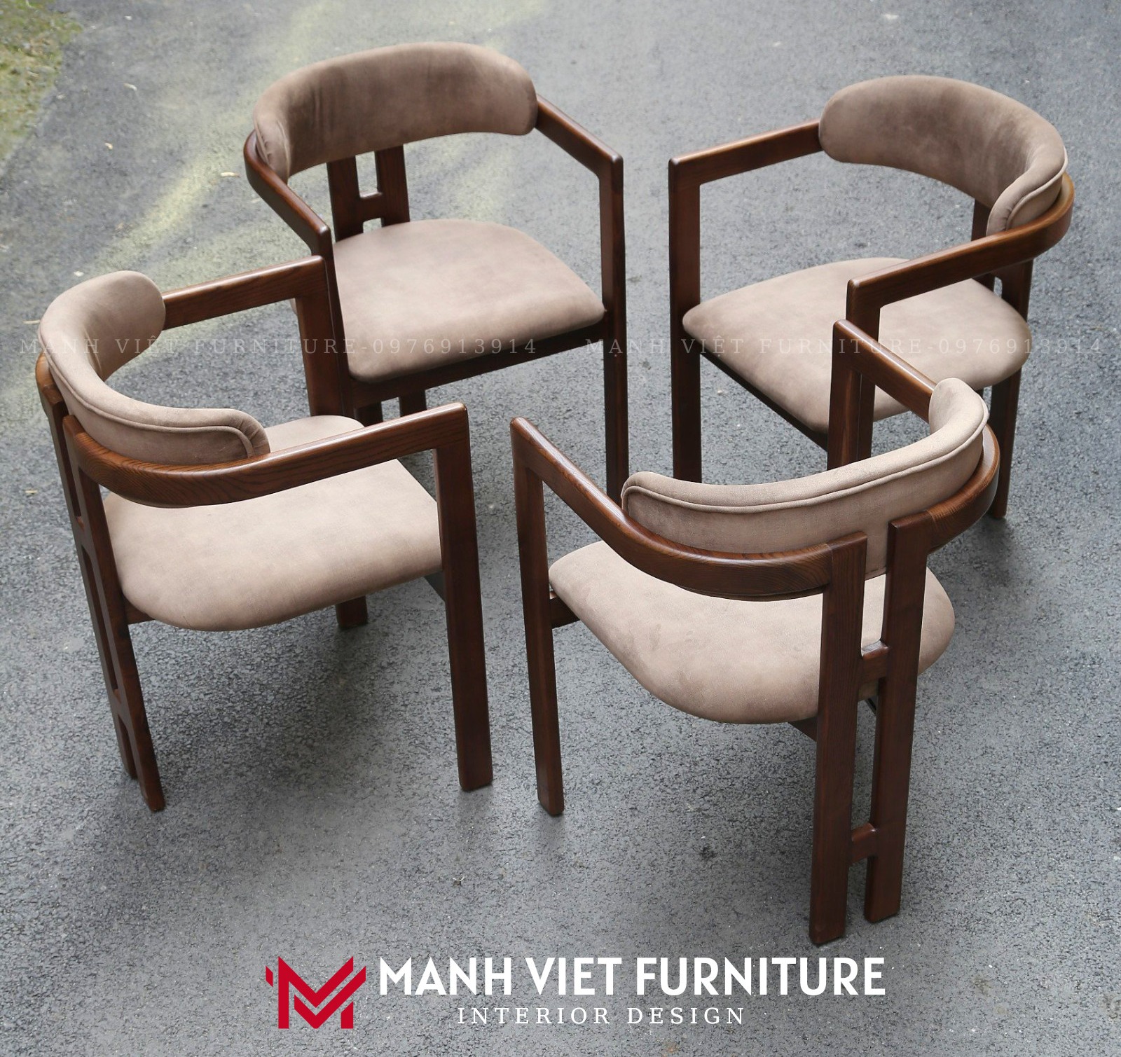 Pamplona Chair