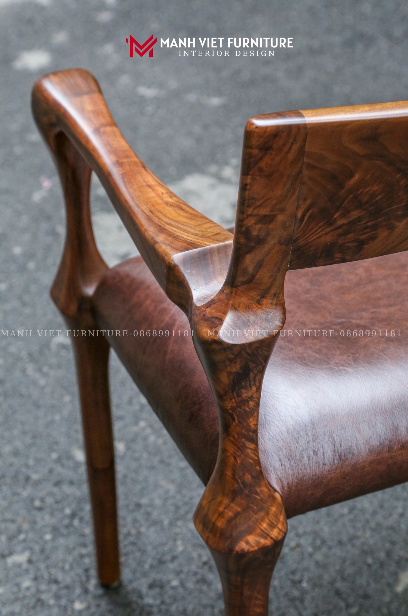 Sara Bond Chair | Gỗ óc chó