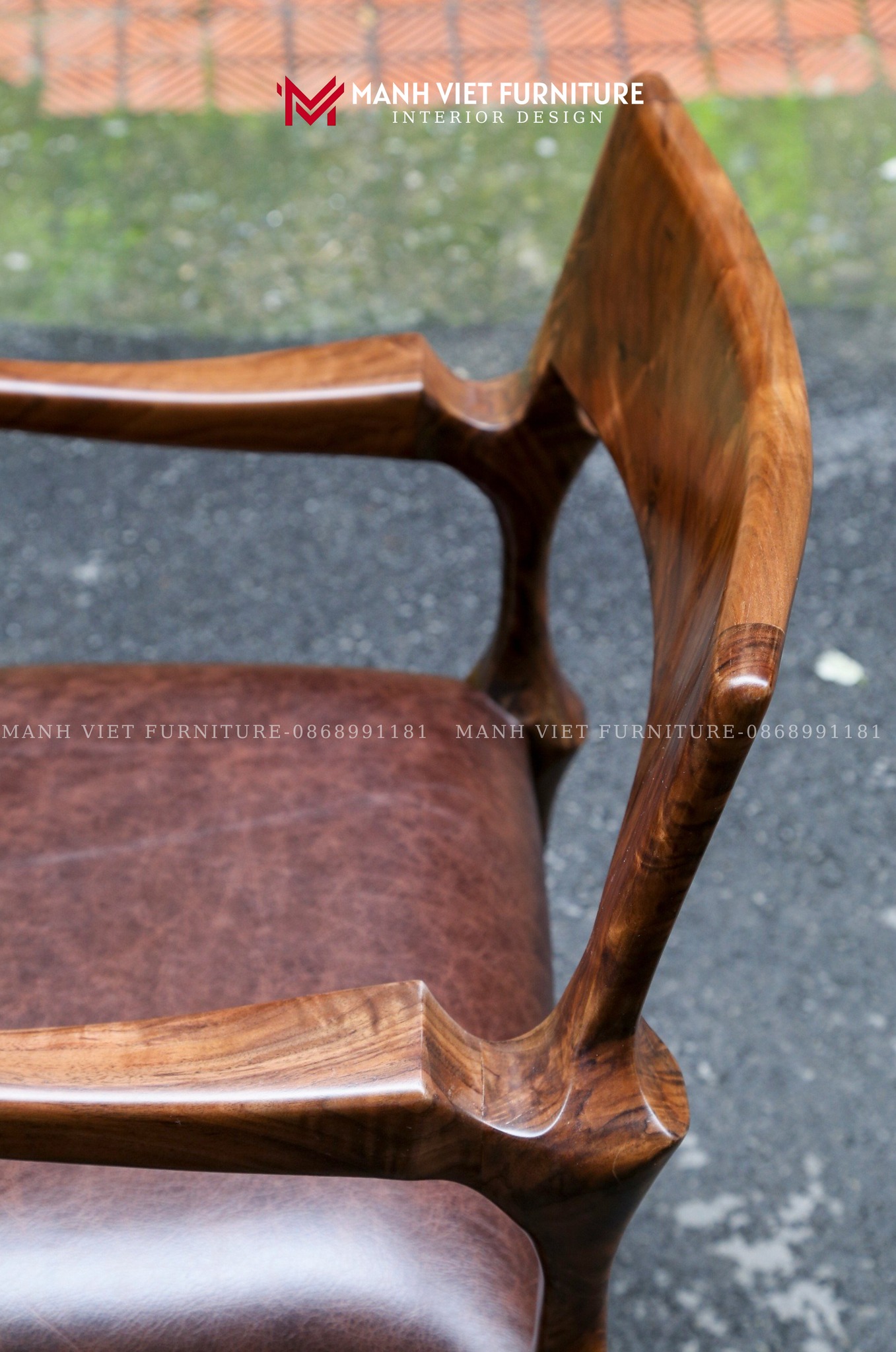 Sara Bond Chair | Gỗ óc chó