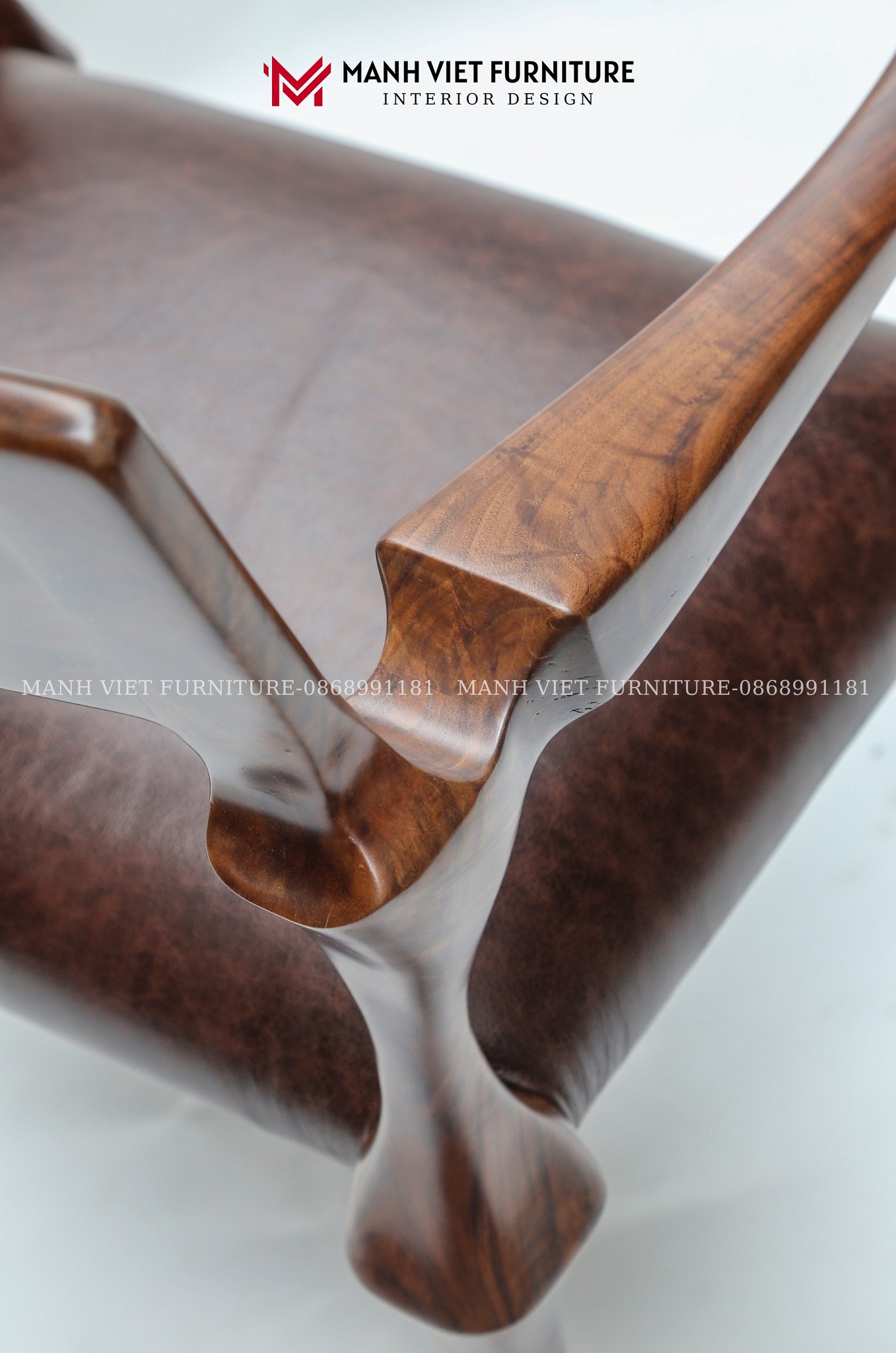 Sara Bond Chair | Gỗ óc chó