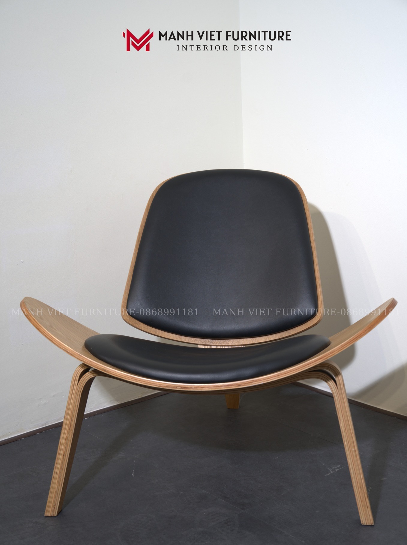 Shell Chair