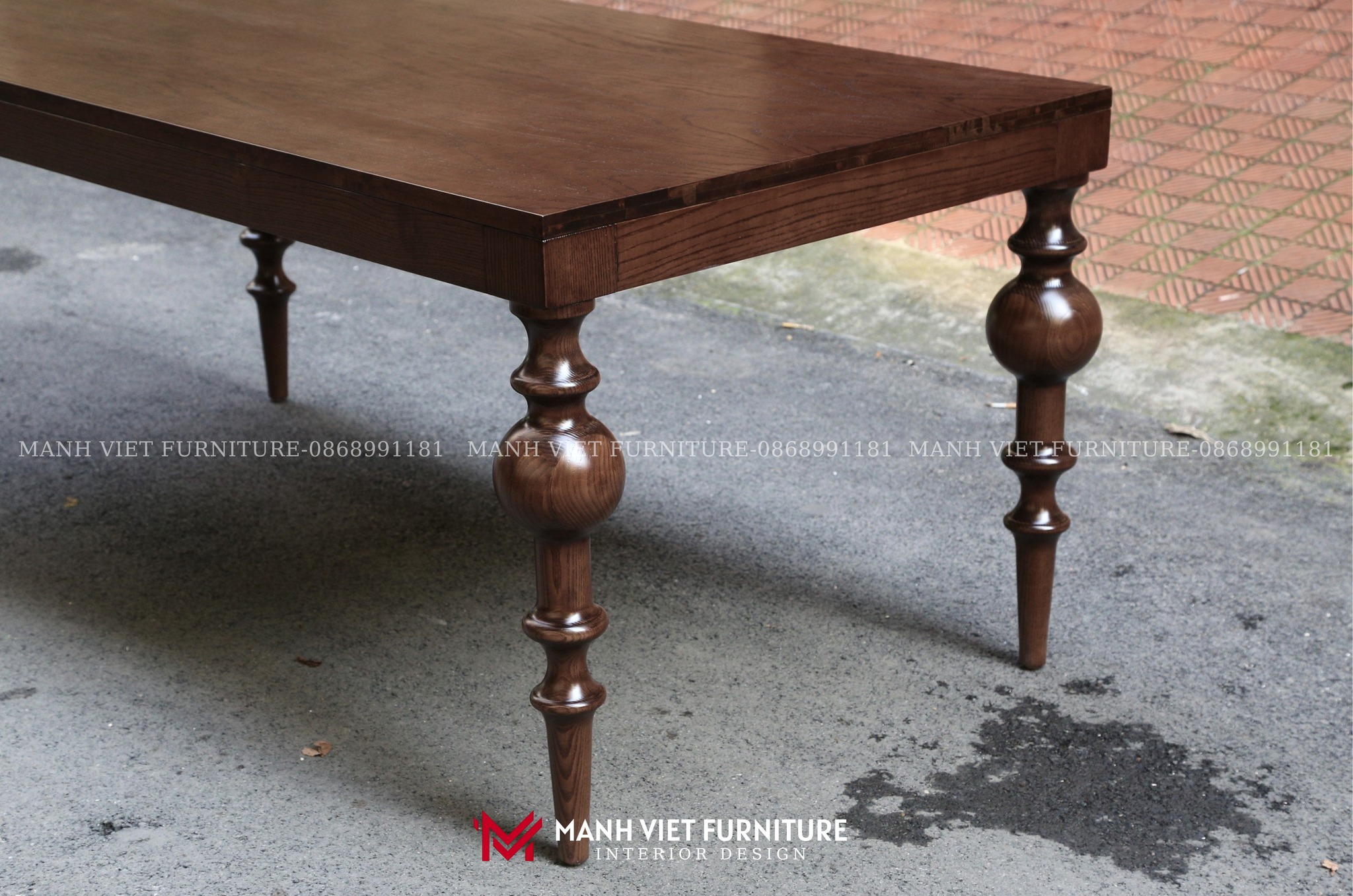 Viola Dining Table
