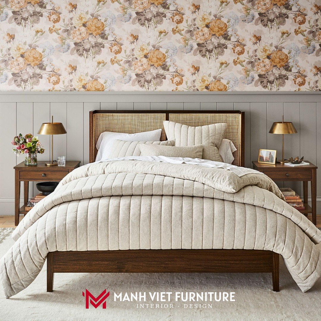 Cane Bed
