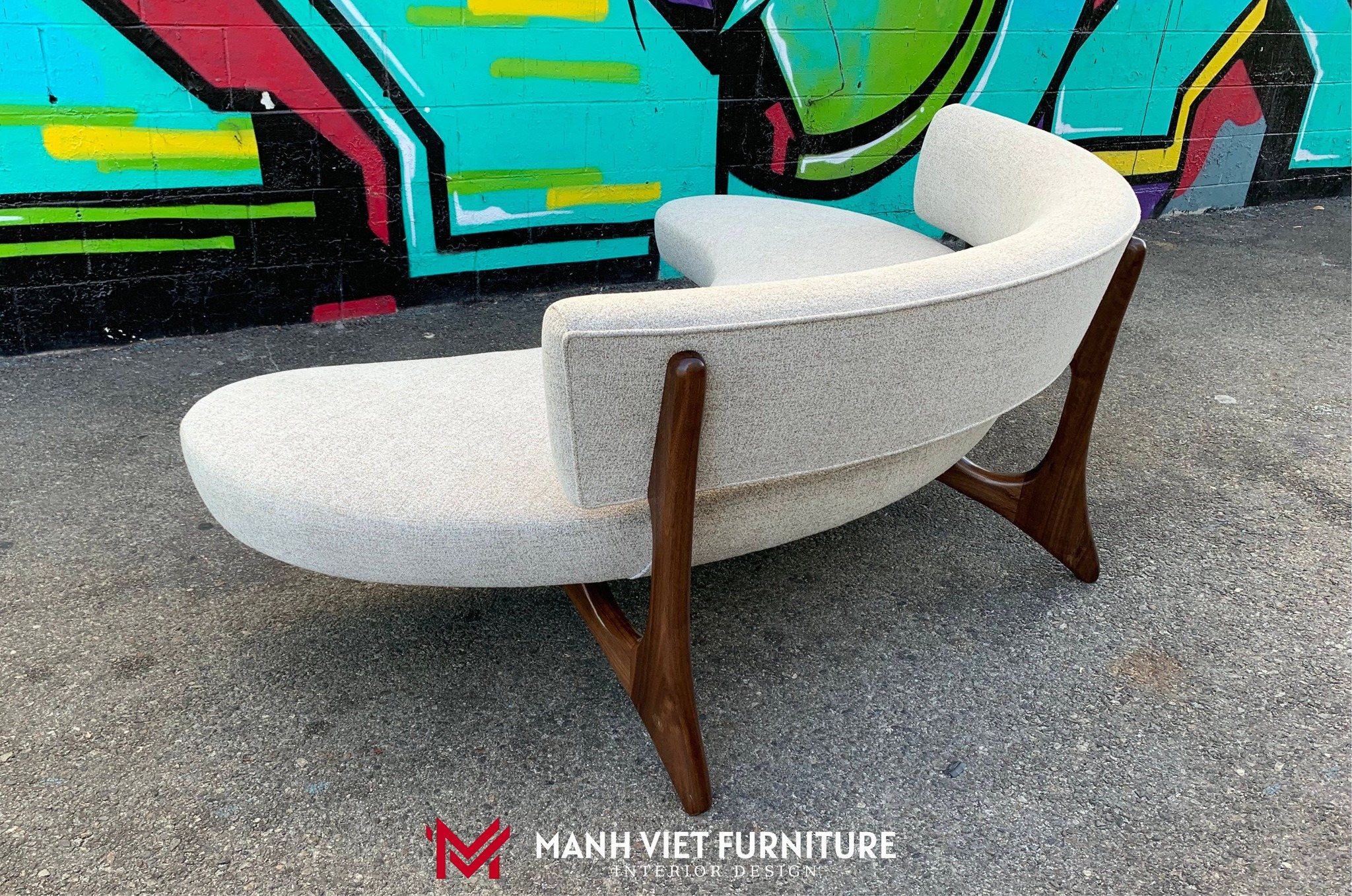 Vladimir Kagan Sofa