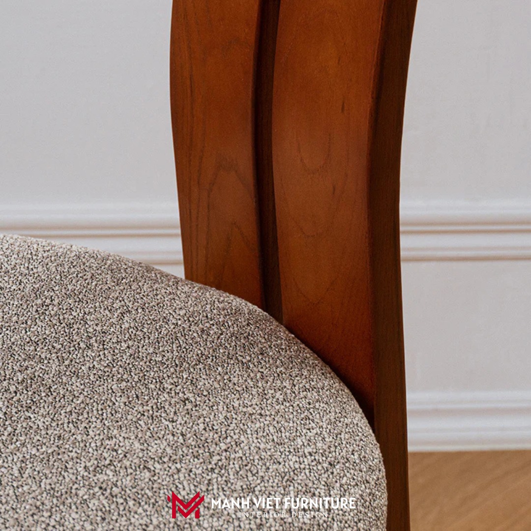 Rainey Chair