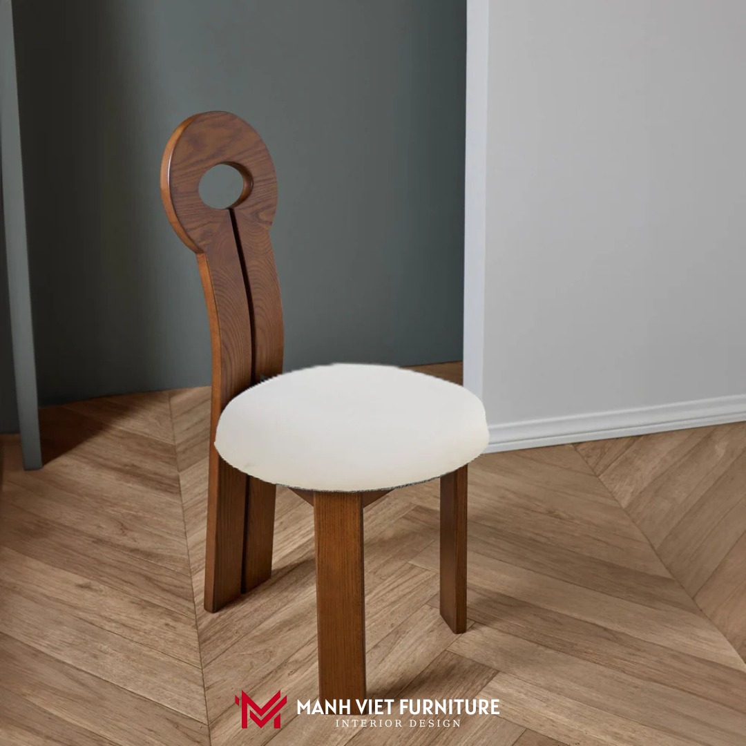 Rainey Chair