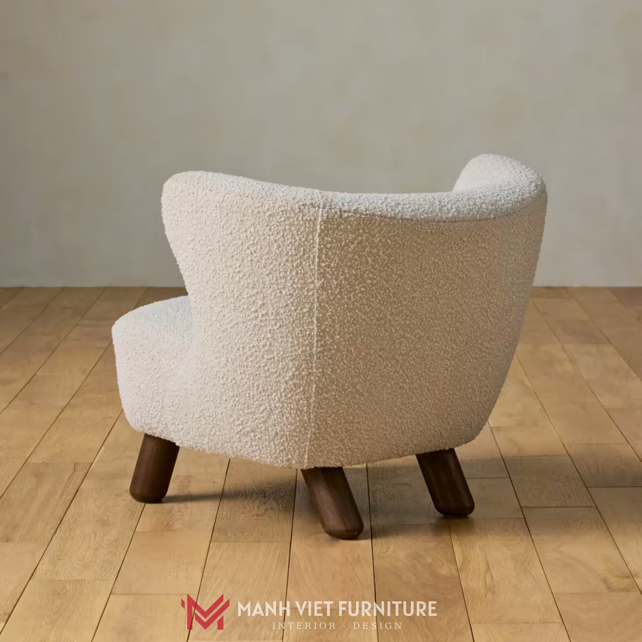 Jari Armchair