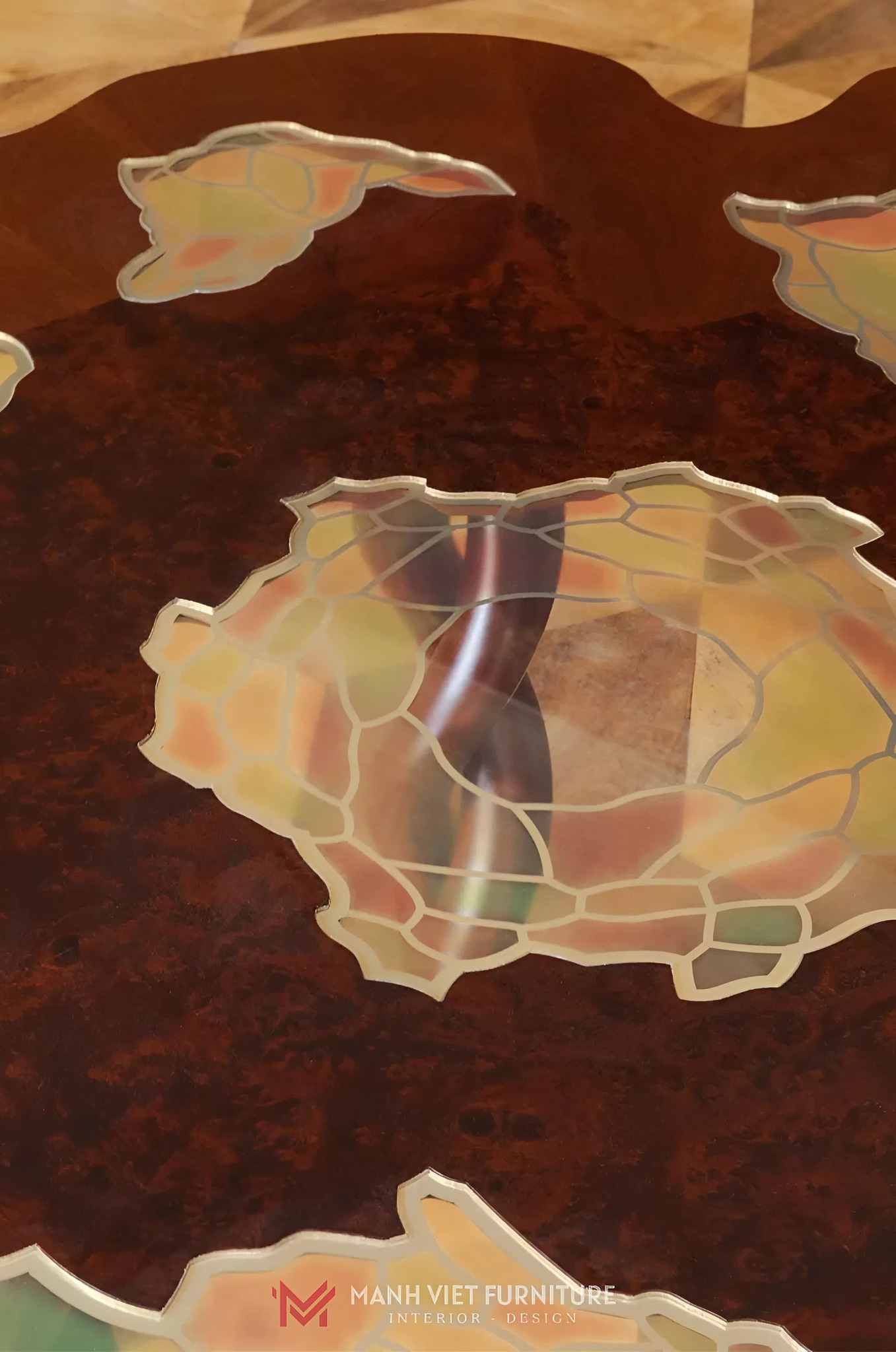 Crepuscular Dining Table