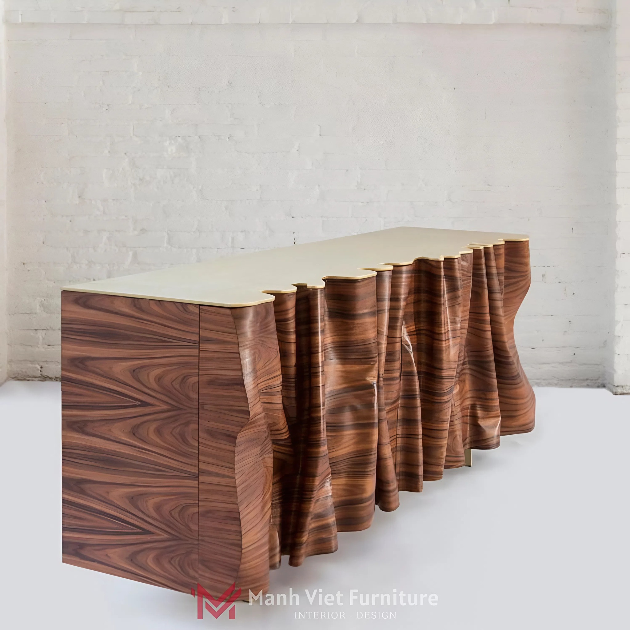 Una Sideboard
