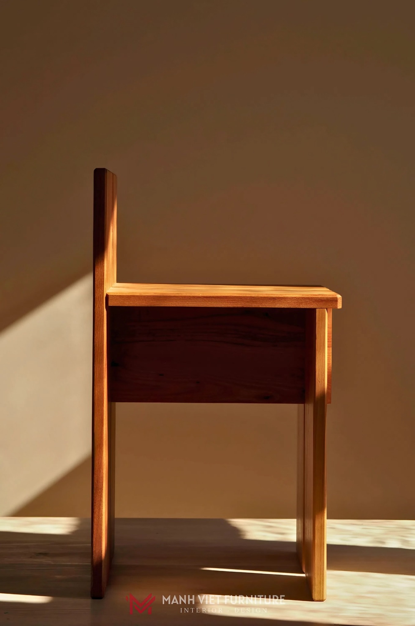Sugoi Chair