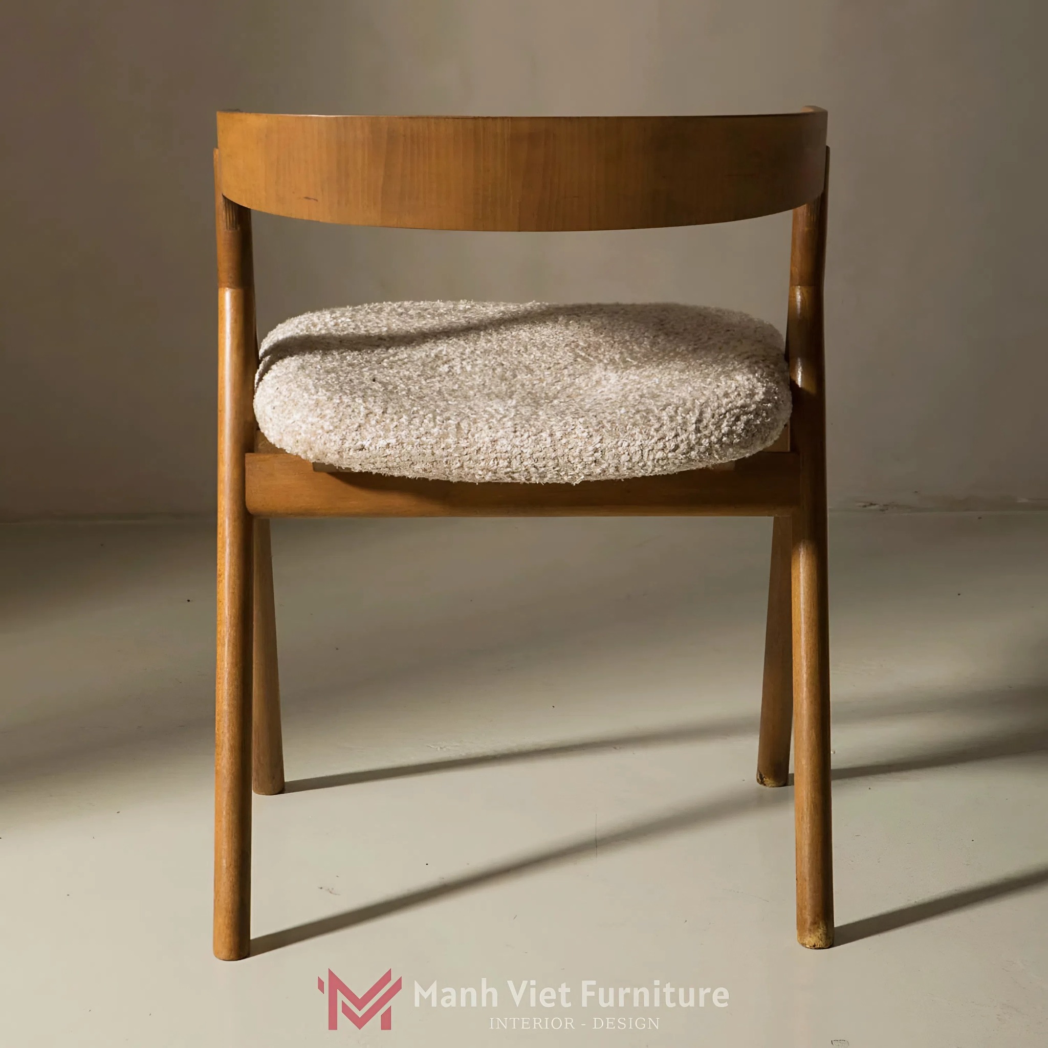 Yksi Dining Chair