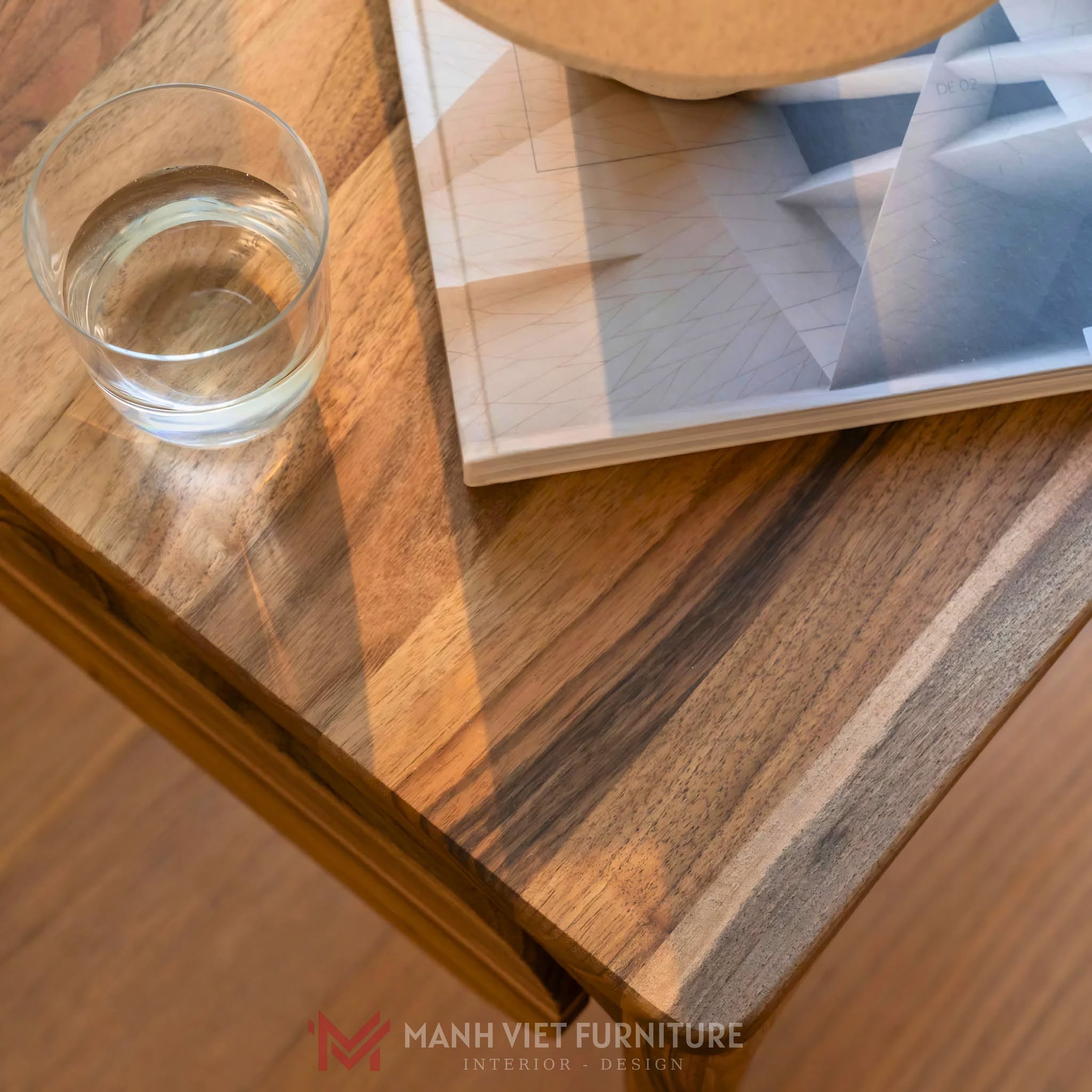 Luna Bedside Table