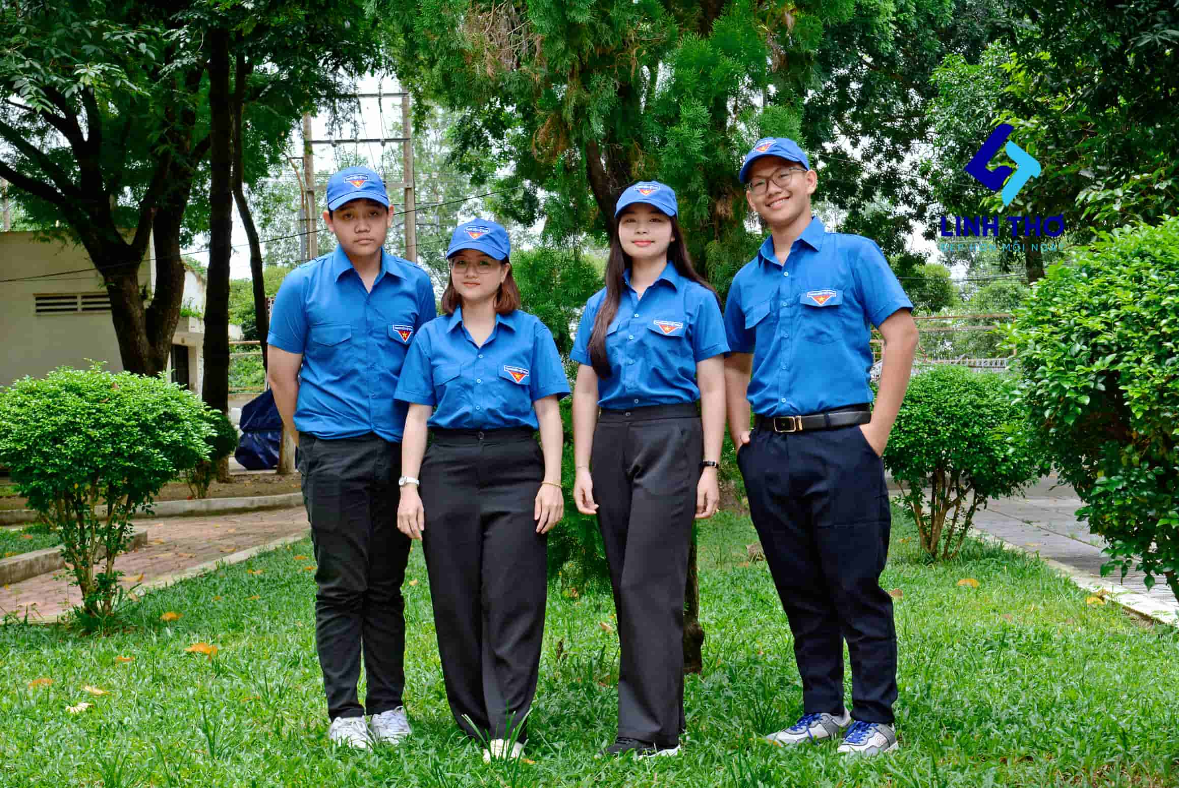 5 Mẫu áo đoàn thanh niên nữ đẹp theo tiêu chuẩn Trung ương Đoàn