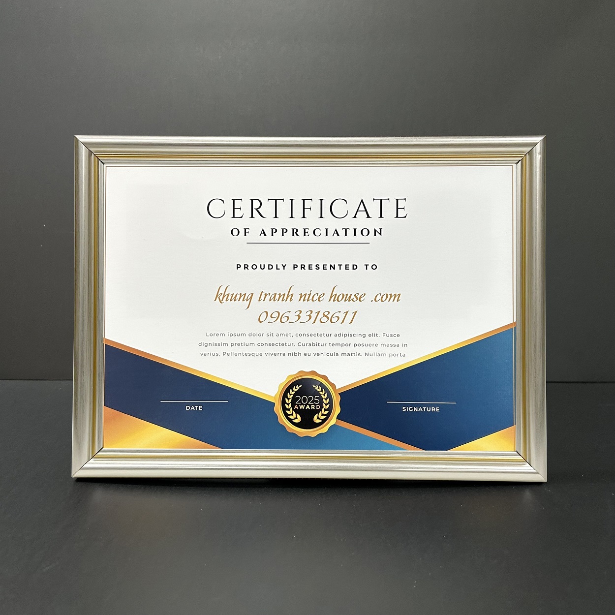 Khung ảnh bằng khen – Ghi nhận đóng góp quý giá