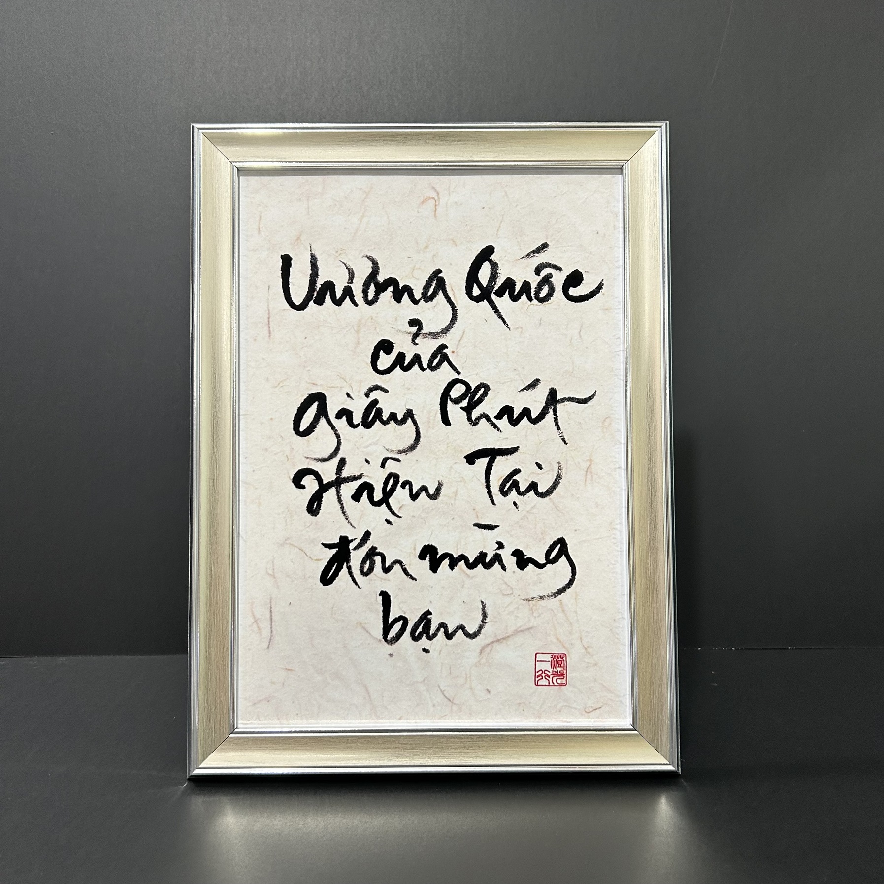 Khung Tranh Nice House – Xưởng Đóng Khung Tranh Sỉ & Lẻ Uy Tín Tại TP.HCM Khung Tranh Nice House là địa chỉ c