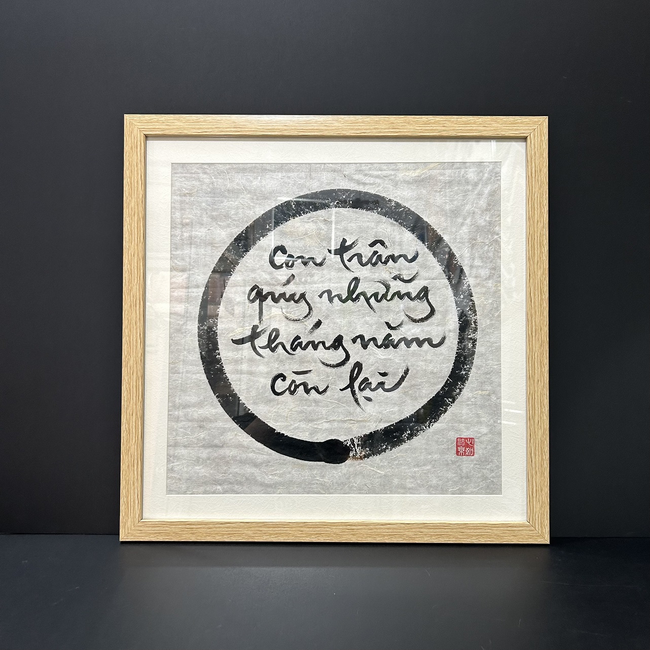 Xưởng Đóng Khung Tranh Chất Lượng Tại TP.HCM – Khung Tranh Nice House