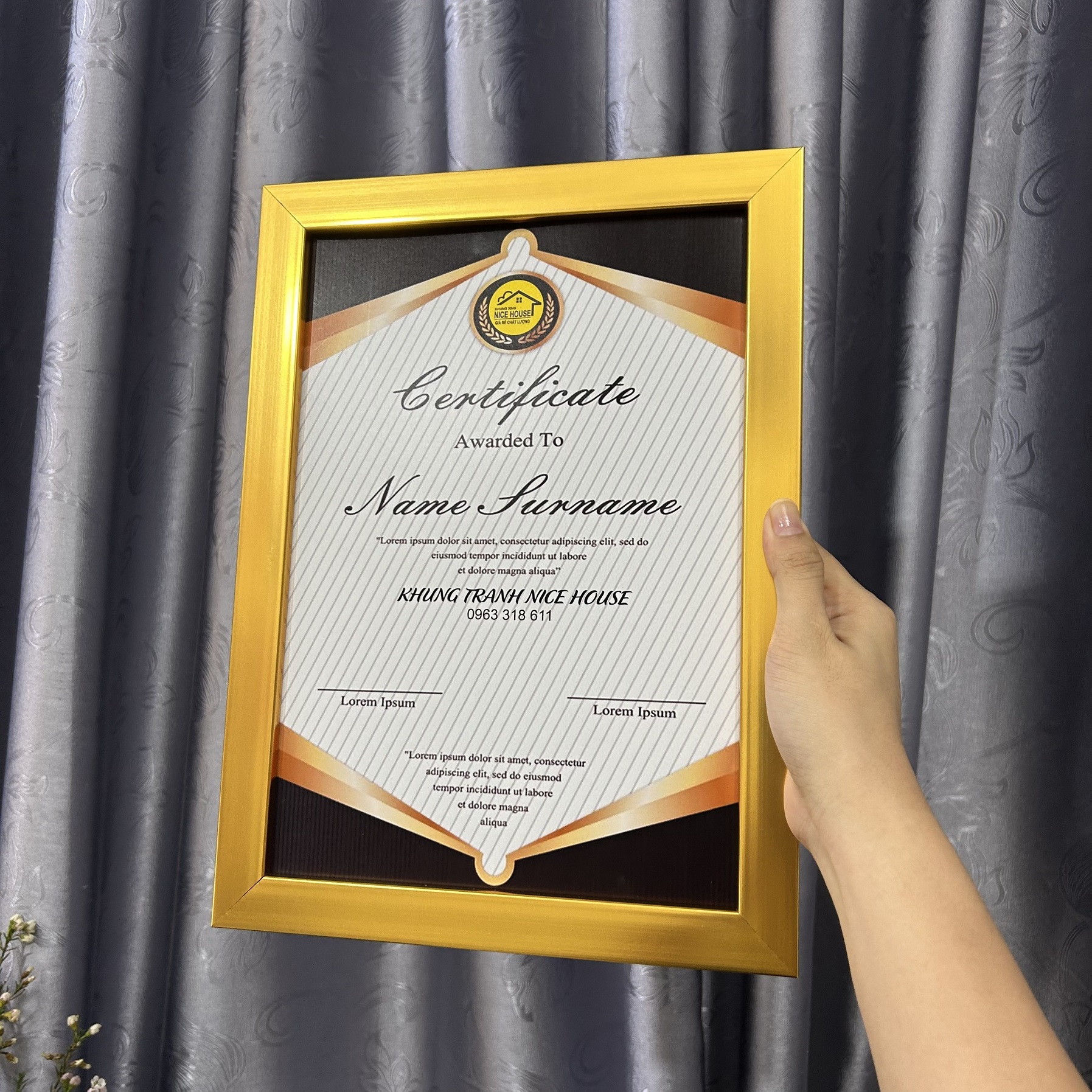 Khung Bằng Khen Màu Vàng Đồng F2V