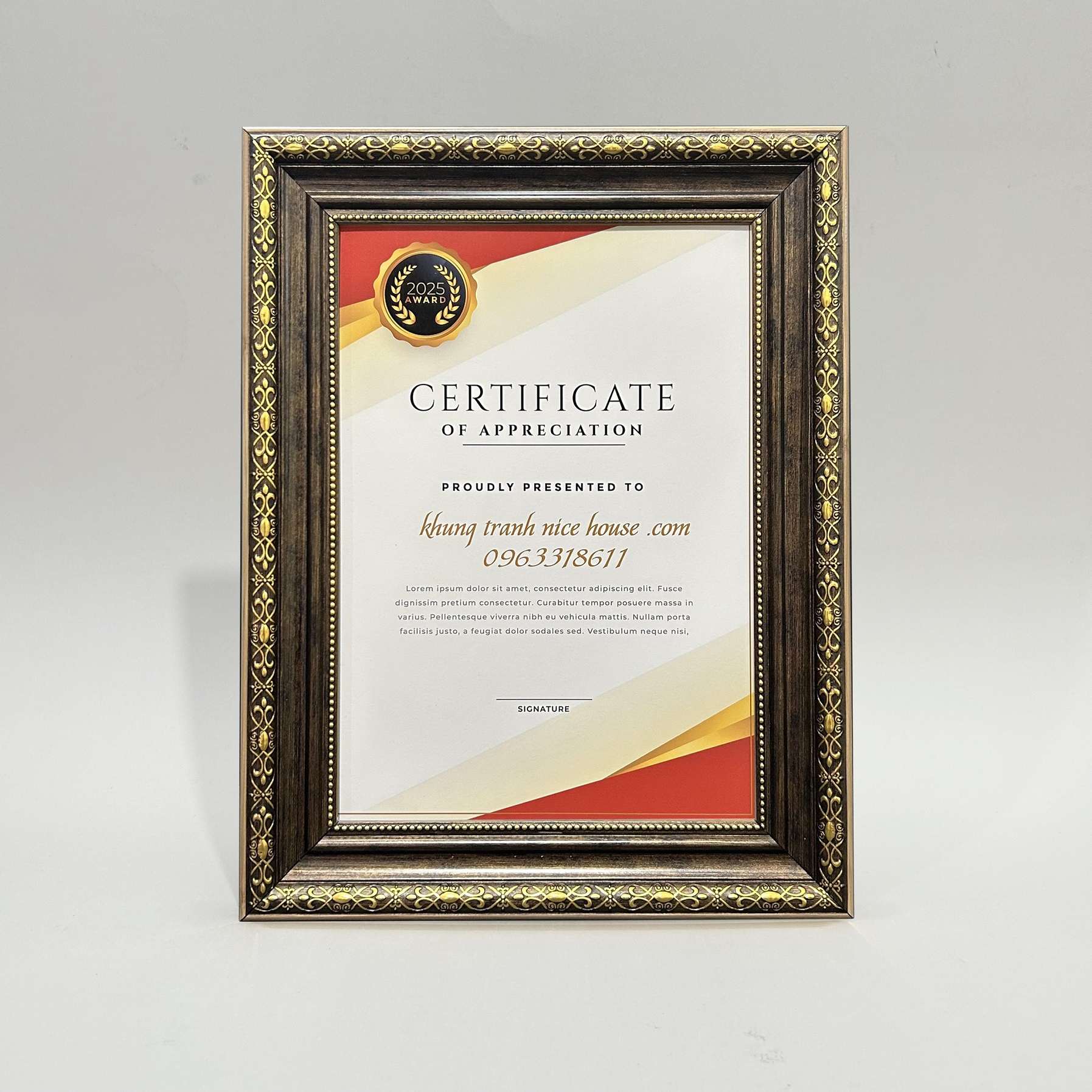 Khung Bằng Khen Nâu Cổ Điển B128