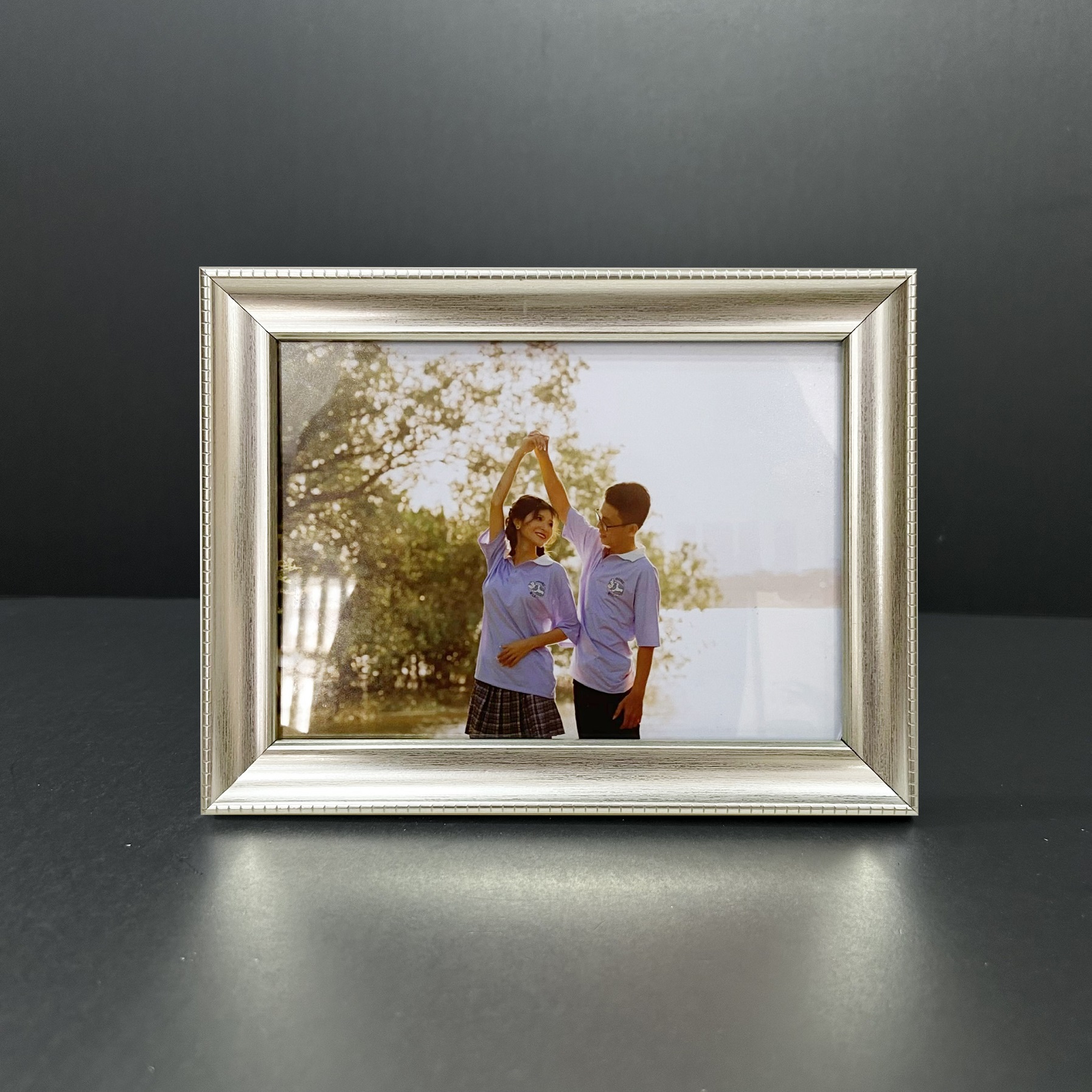 Khung Ảnh Để Bàn Bạc 101B