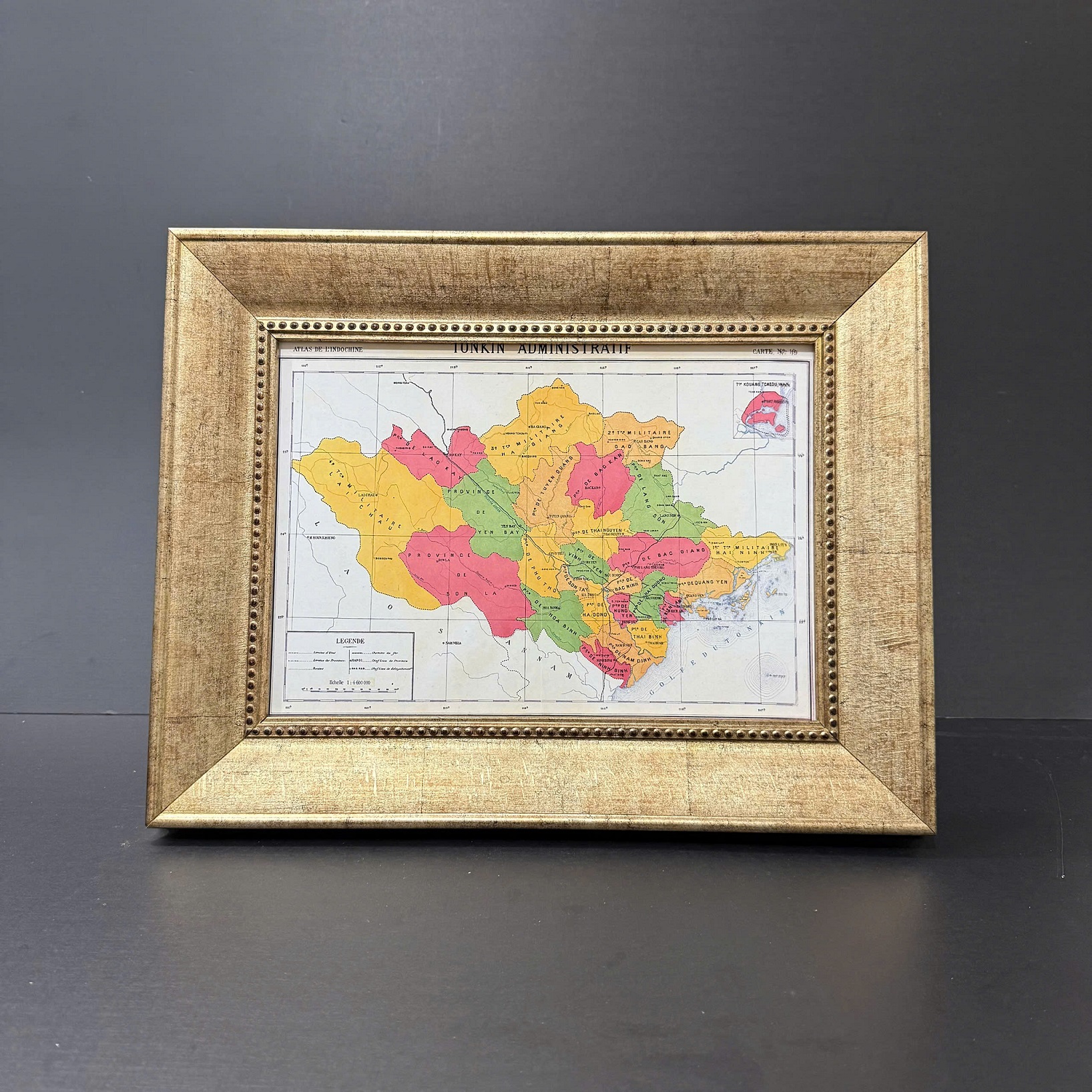 Khung Bản Đồ Vàng Xước T600