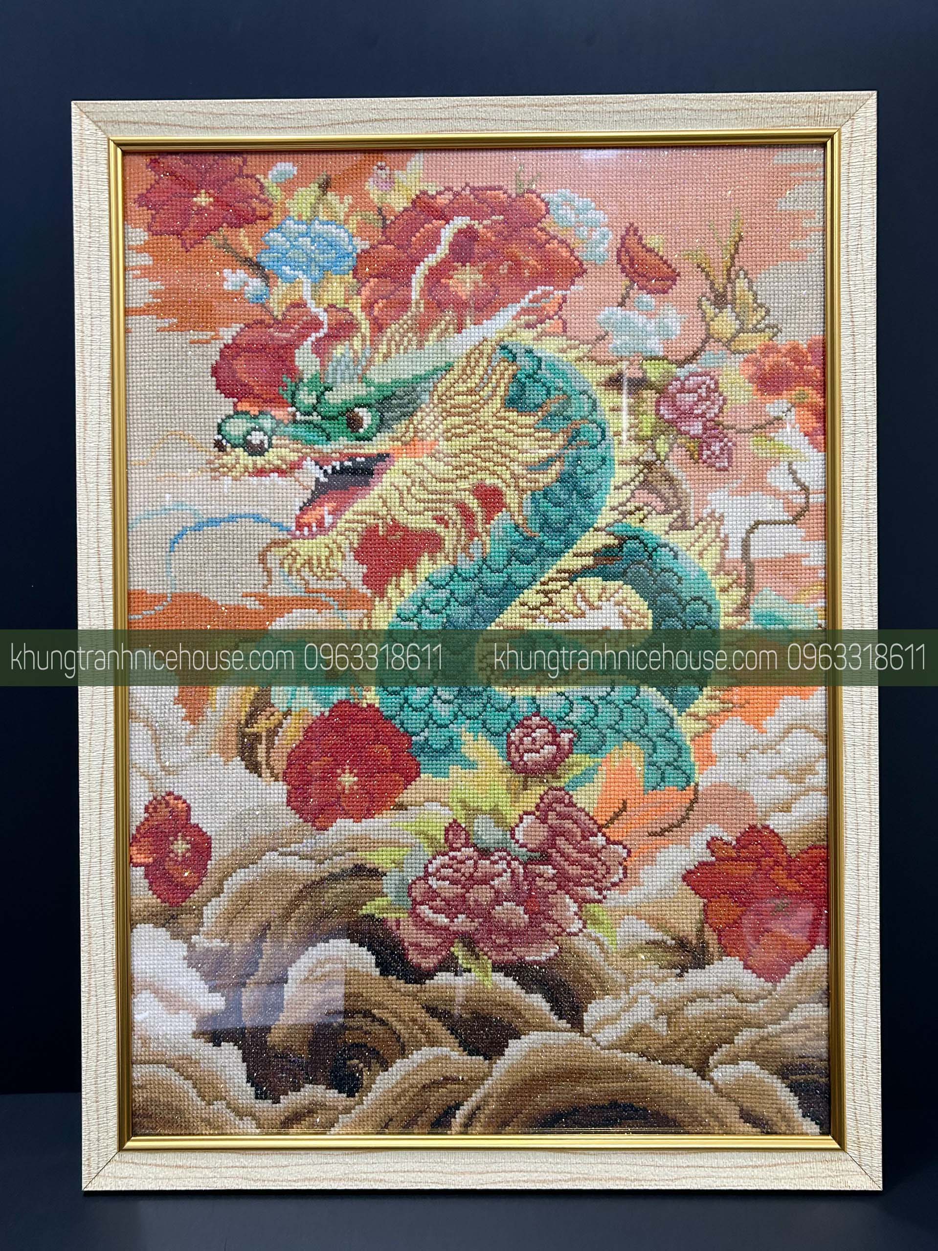 Khung tranh thêu chữ thâp SD