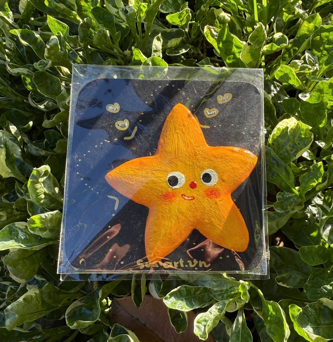 Nam châm ngôi sao liếc nhìn