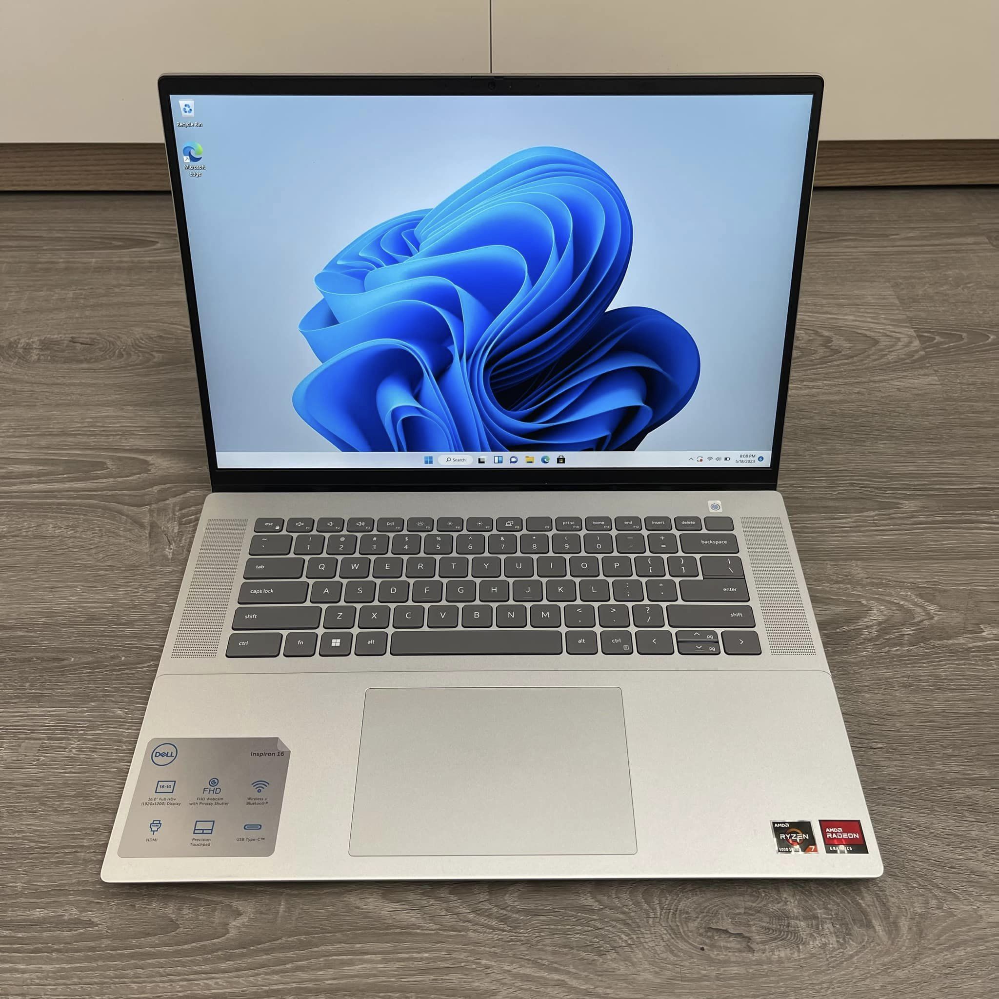 Dell Inspiron 16 5625 Ryzen 7 - 5825U