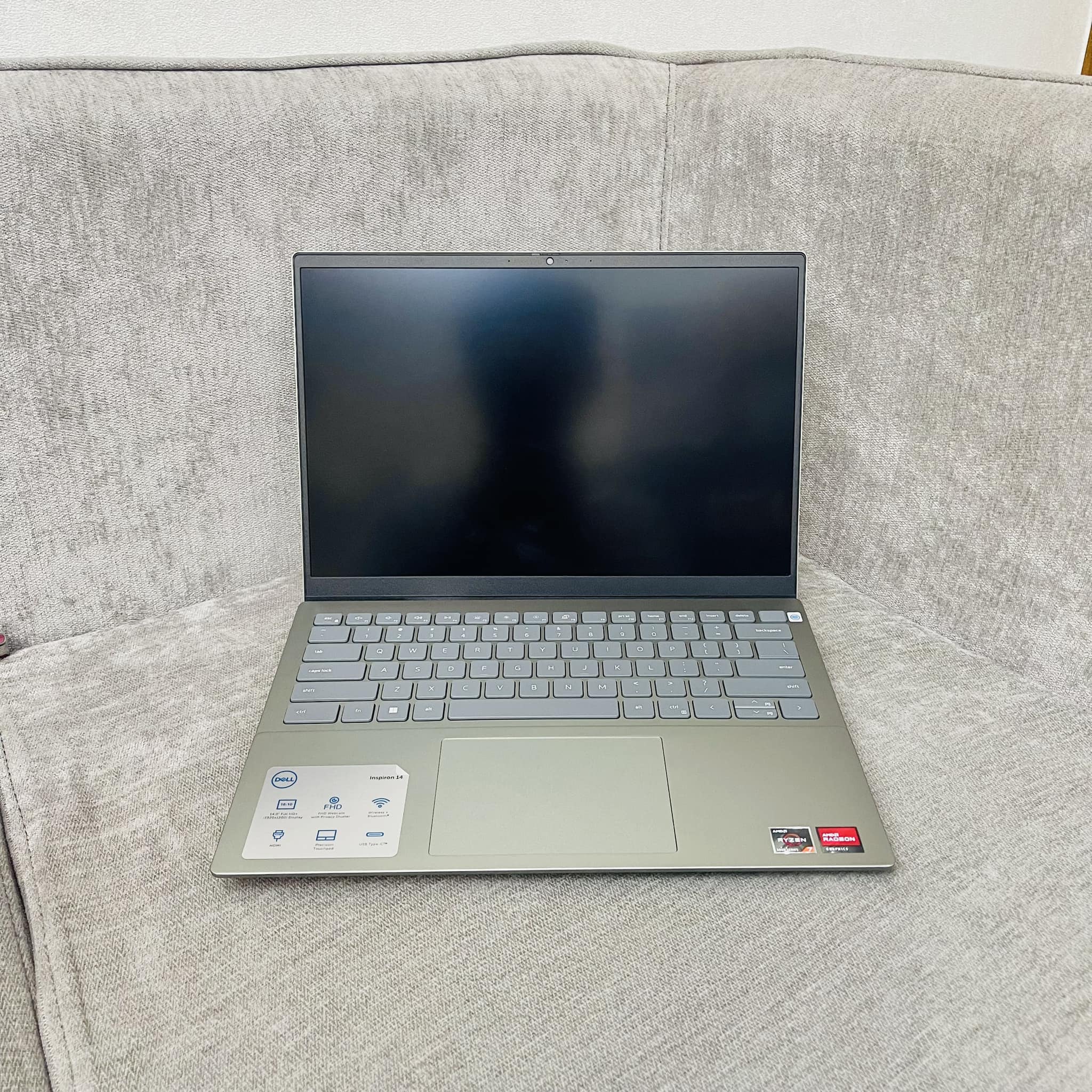 Dell Inspiron 14 7425 Ryzen 7 - 5825U