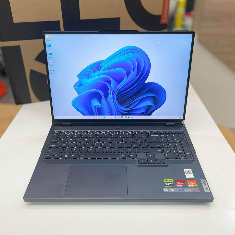 Laptop Gaming - Lenovo Legion 5 Pro R9000P (2023)