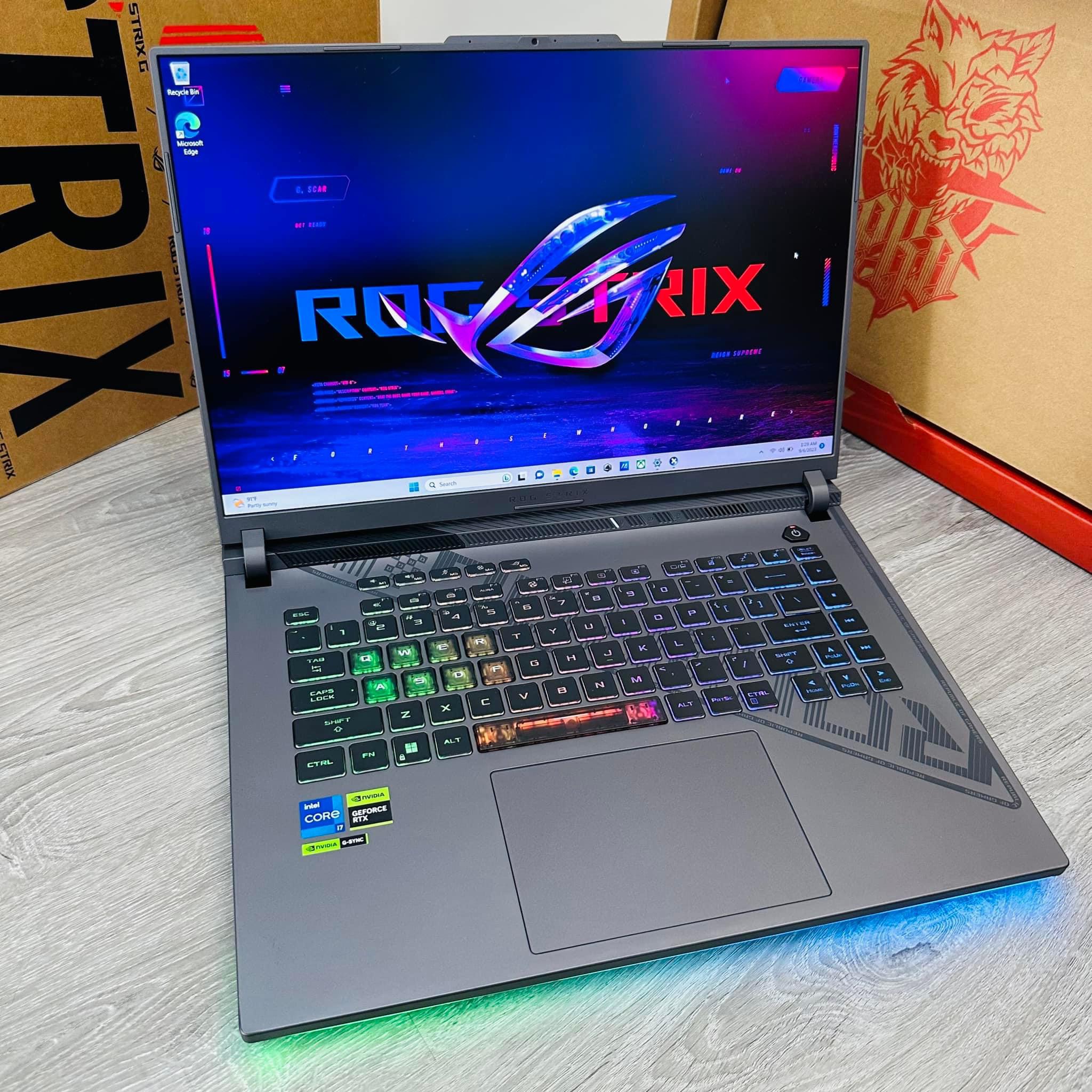 ASUS ROG STRIX G16 ( 2023 )