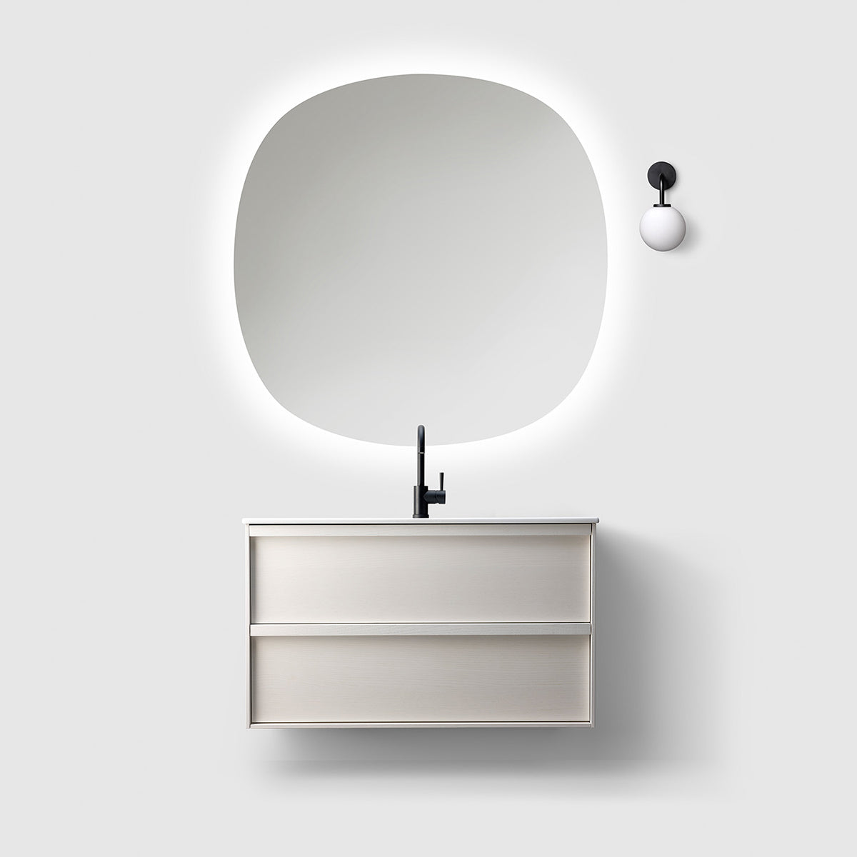 M2/120 - OVAL MIRROR