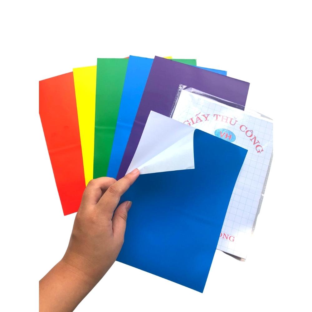 Giấy Thủ Công Nhiều Màu - khổ 17x22 cm - có decal bóc dán